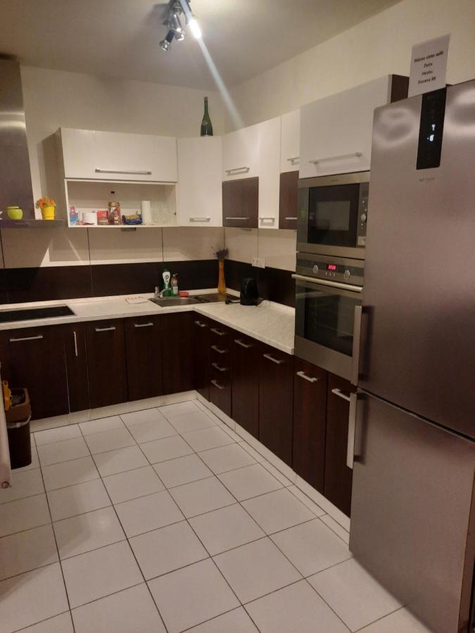 Apartmán Zuzu Trenčín Exterior foto